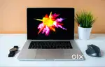 MacBook Pro 16 core i9 64gb ram 512gb SSD 9.5graphic