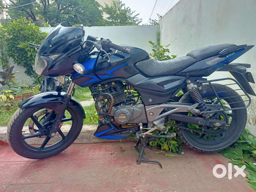 Bajaj Pulsar 150 ABS Black And Blue