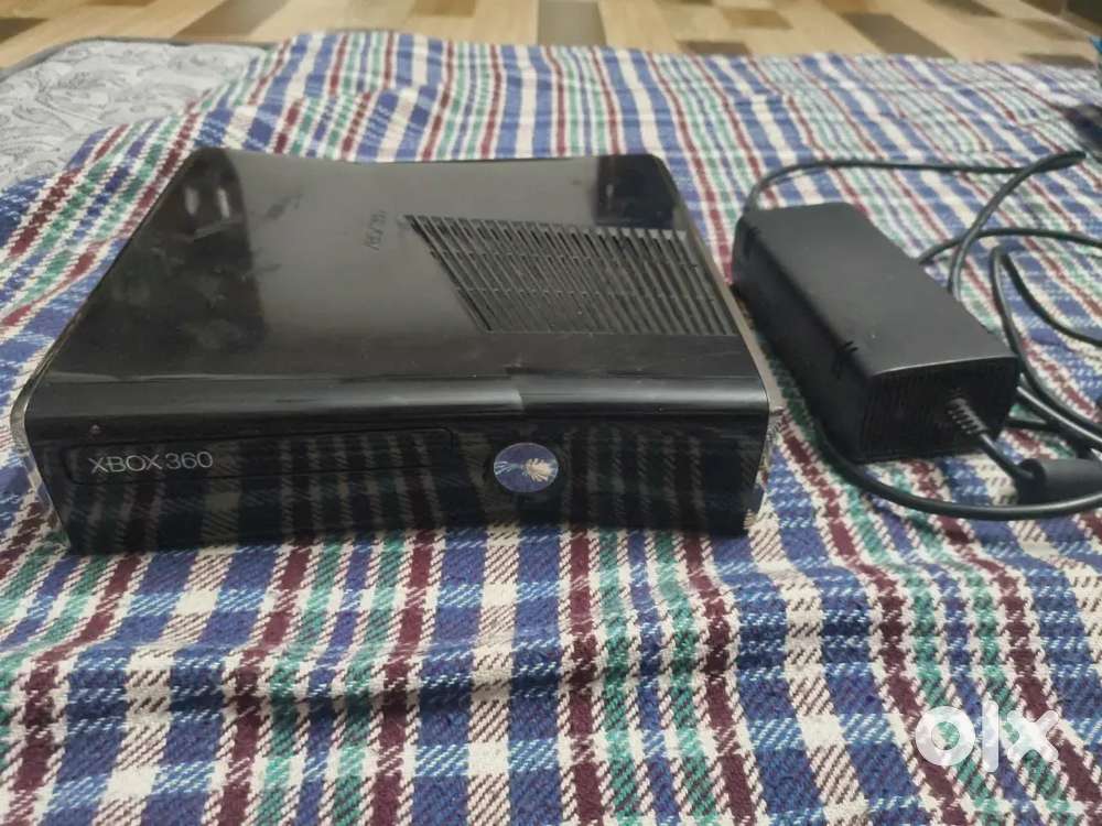 Xbox 360 slim 250 gb