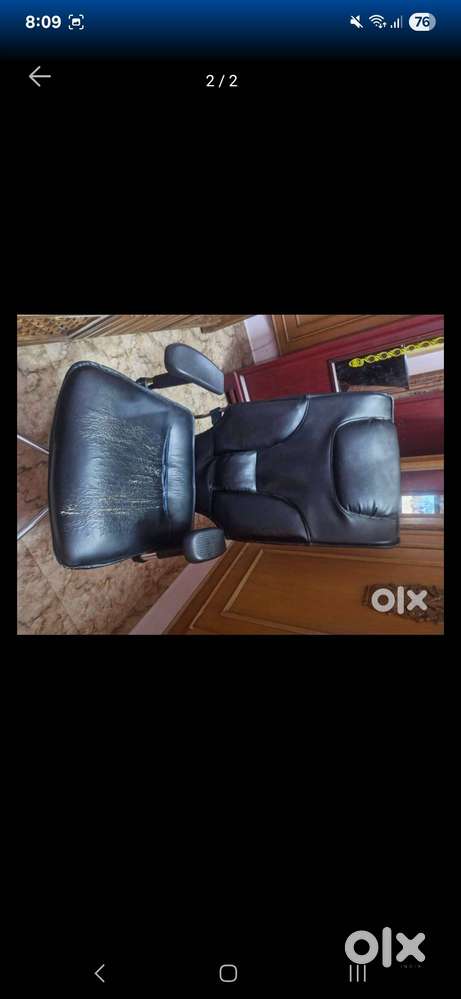 Rolling computer chair