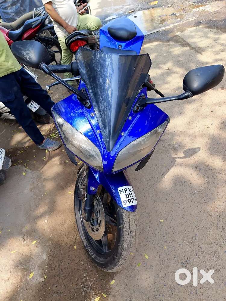 Yamaha R15 top condition