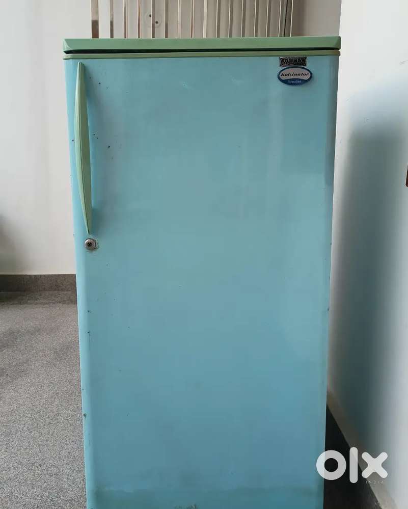 न्यू कंडीशन में सस्ते दामों में बेहतरीन फ्रिज कृपया जल्द सम्पर्क करें।