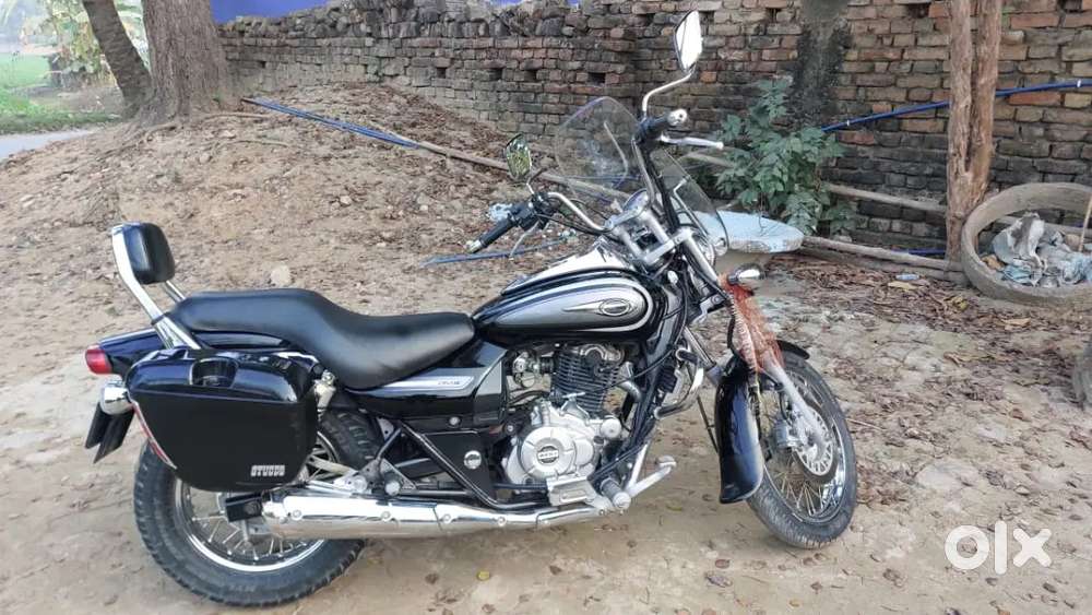 BAJAJ AVENGER CRUISE 220