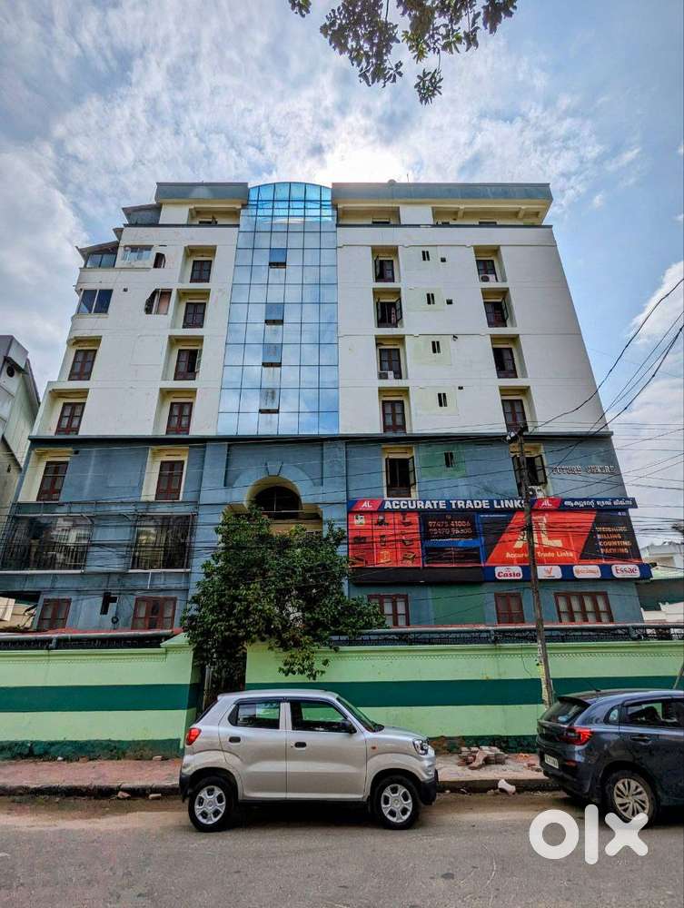 Spacious Elegance for Rent: 2 bed, 2 bath semi-furnished apartment!