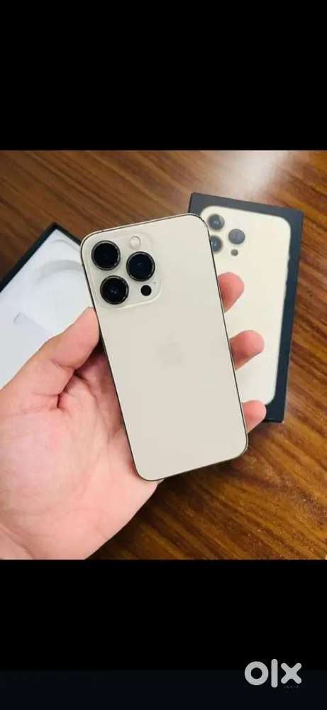 I have urgent need to money I am selling my 6 month old iphone 16 pro