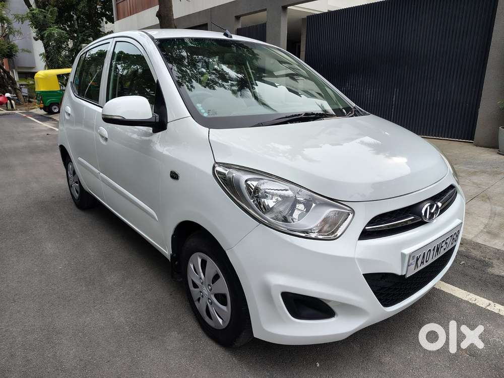 Hyundai i10 Sportz 1.2 Automatic Kappa2, 2011, Petrol