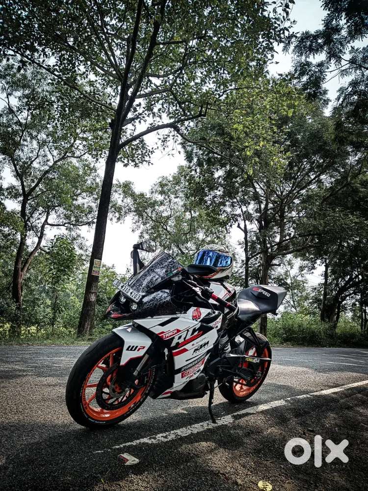 KTM RC 390 (2021)