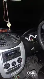 Mahindra Xylo E8 top model