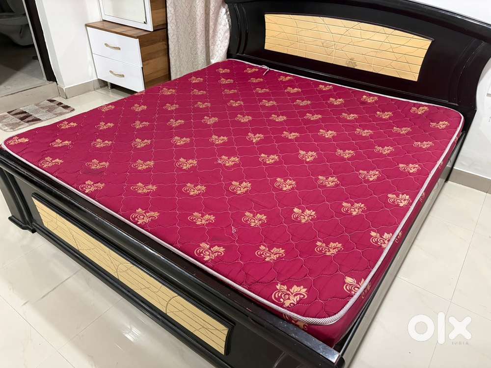 Mattress for Sell (King Size)