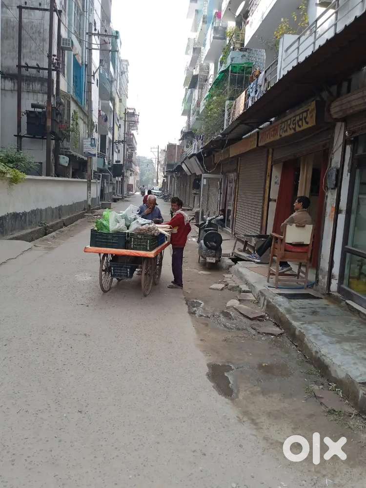 Shop for Rent in Society Market