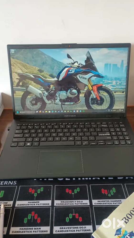 ASUS Vivobook Go 15 with RGB wireless gaming mouse & RGB keyboard free