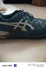 Shoes ASICS and size 9