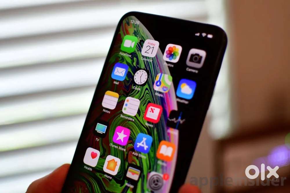 Iphone xs max gold colour