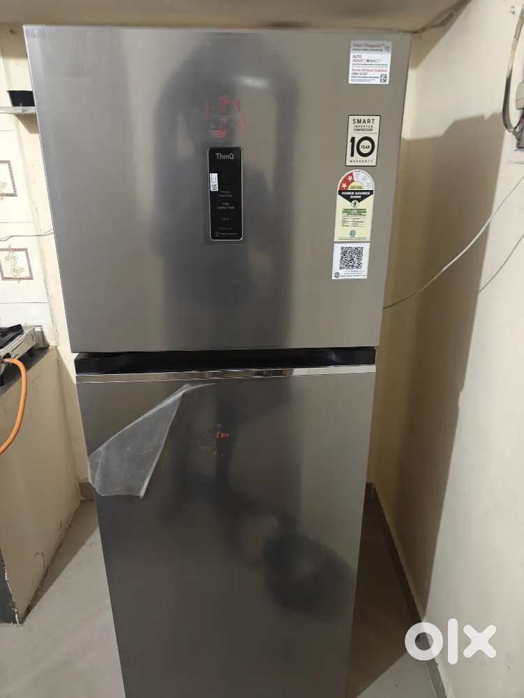 New only 4 month use LG Thinq Smart double door refrigerator