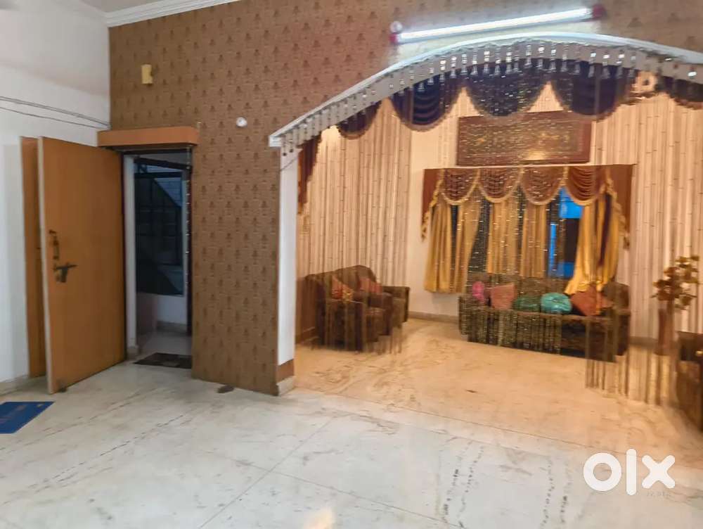 Furnished 2 bhk house 1st floor Mahanagar