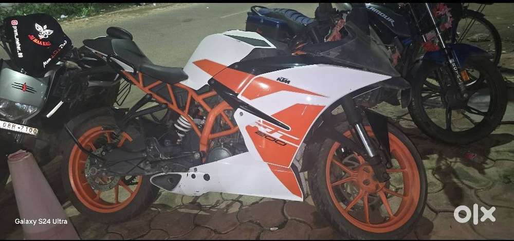 KTM RC 200 2018 VERSION THE BEST ONE FULL RAW POWER DRIVEN ON 10KM
