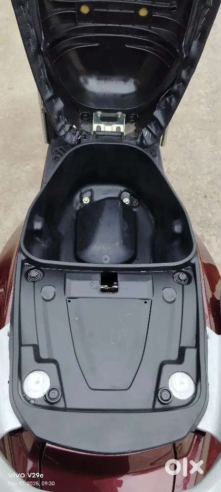 Showroom condition scooter