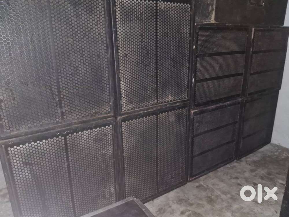 8 single bass बेचना हैं JML 56 speaker लगा हुआ है