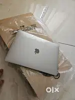 Macbook air M1 with 512GB 8GB RAM
