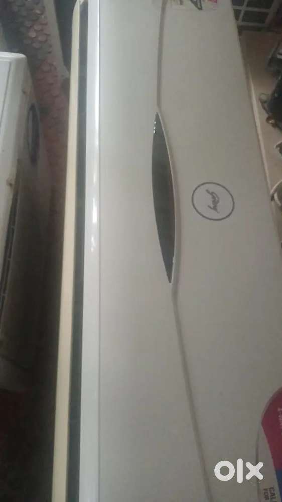 Used air condittioner and service available