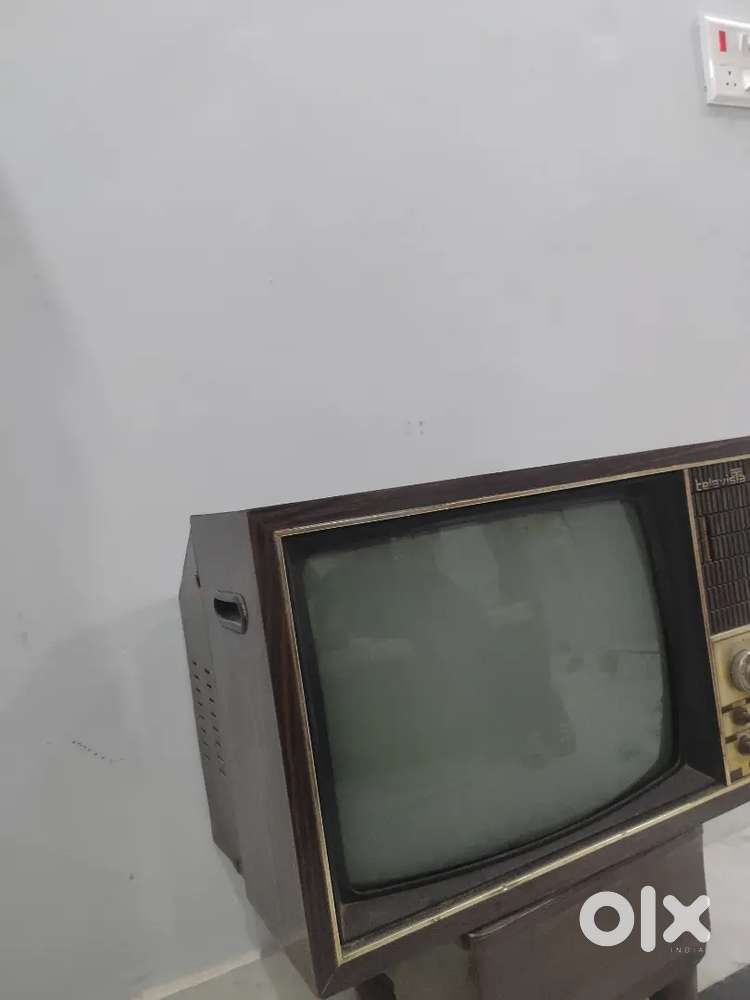 Crest televisia 1980s model...TV...