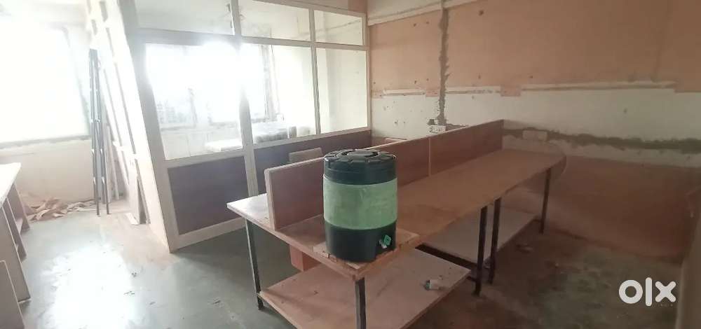 Newly coloured furnish office for rent at alkapuri with lift, parking