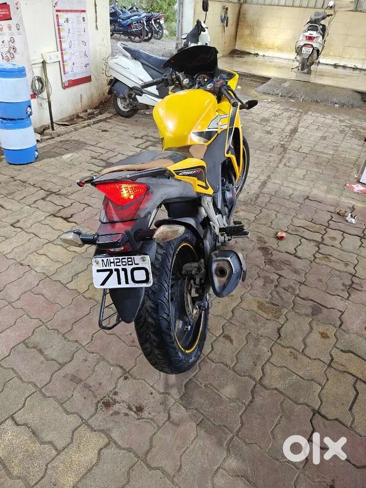 Honda cbr 250r for sale