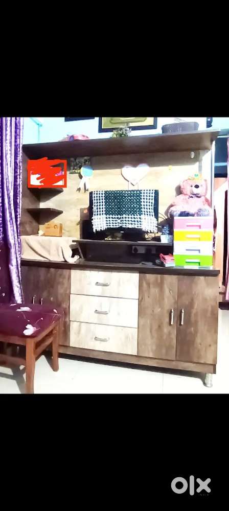 Computer table and shelf