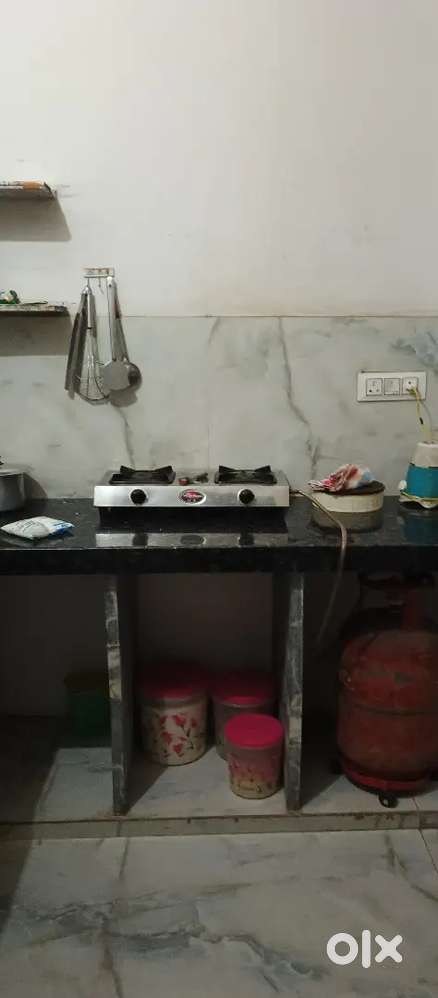 Need a female flatmate