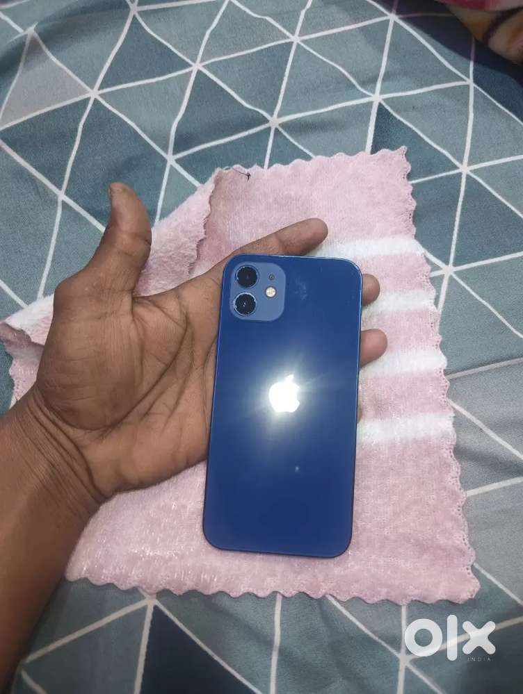 Iphone 12,64 mobile full condition