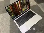 MacBook pro M3 pro  14” 2023  18GB RAM  1TB SSD Silver  with Bil