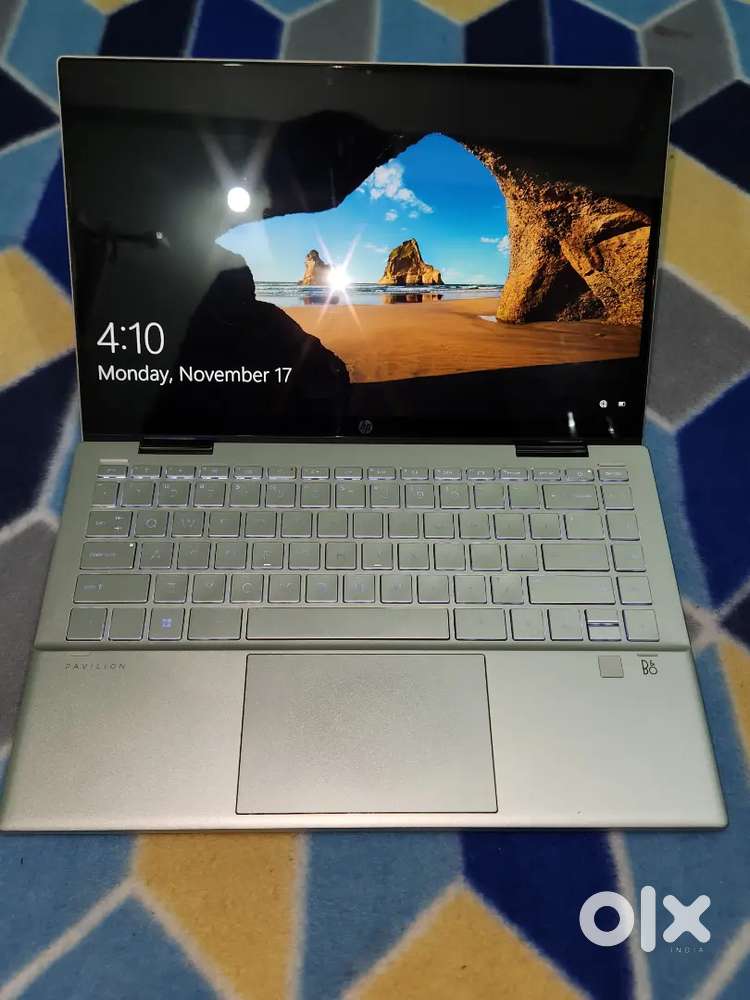 Hp pavilion x360 convertible and touch screen with pen..