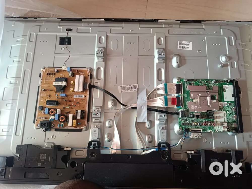 LG 43UM7600PTA 4K Smart TV FOR PARTS (MAIN BOARD GUARANTEED WORKING!