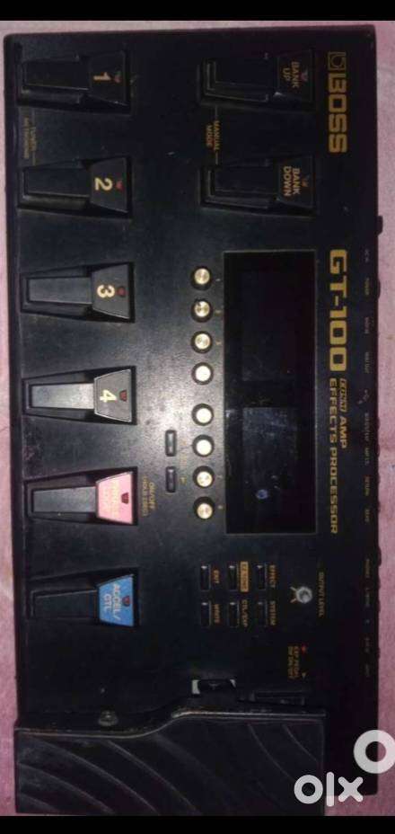 GT 100 Guitar processor & guitar