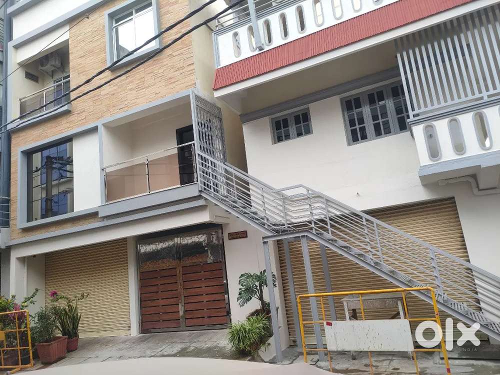 Corner property, only for rent.