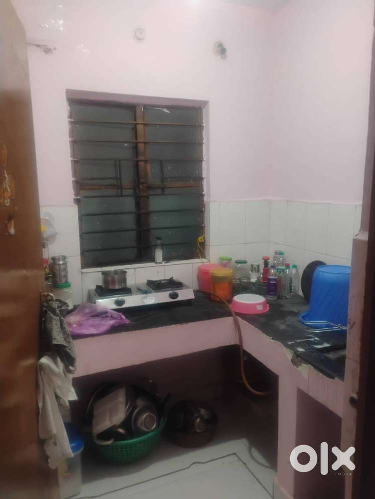 Prime Location Flat for Sale In Salaiya