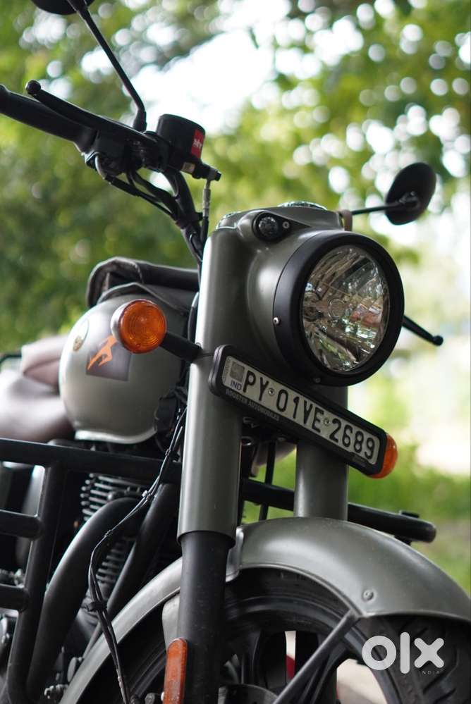 Classic 350 marsh grey new condition