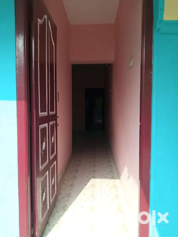 Single bedroom for Bachelors