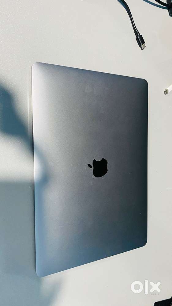 Macbook air M1 chip, 8, 256
