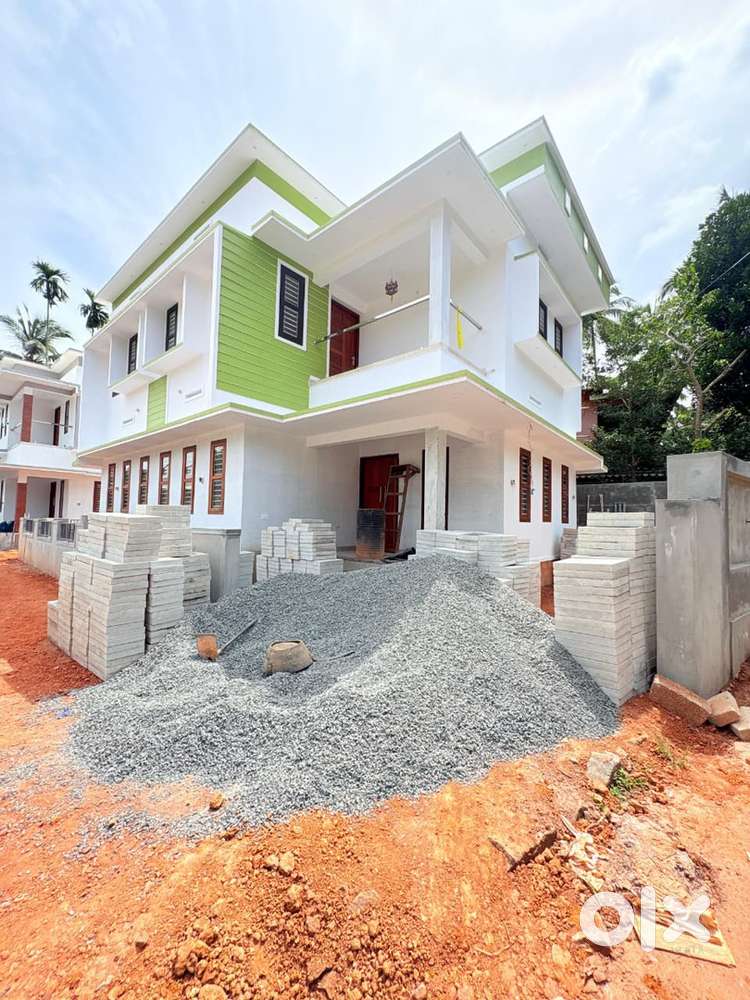 Kunnamangalam 4.75 Cent 3 Bed New House