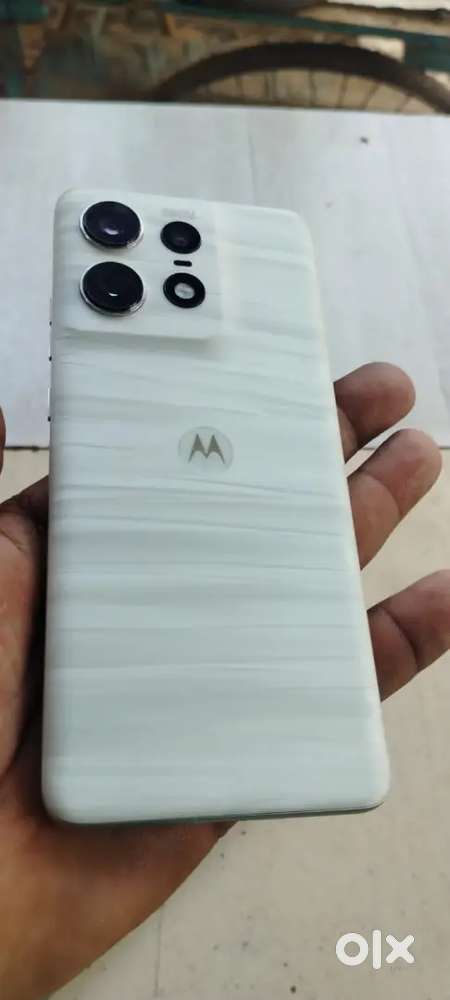 Motorola edge 50 pro Only for exchange [8gb-256gb] varient