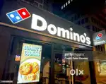 तत्काल आवश्यकता है @ DOMINO'S STORE शोरूम में लड़की और लड़को की