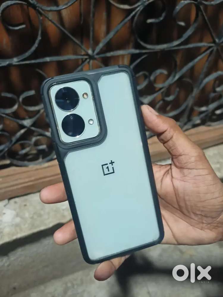 One' plus Nord 2t 8gb 128 gb memory