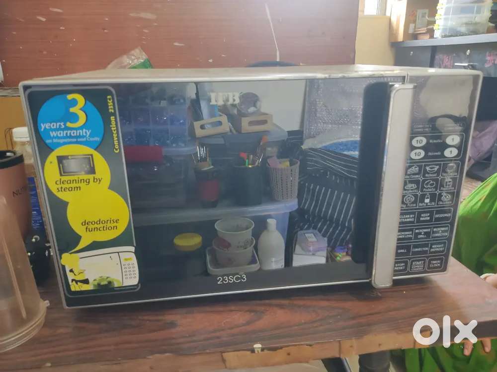 23 L, multipurpose Microwave oven.