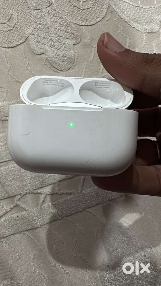 Apple Airpods pro 2 case only