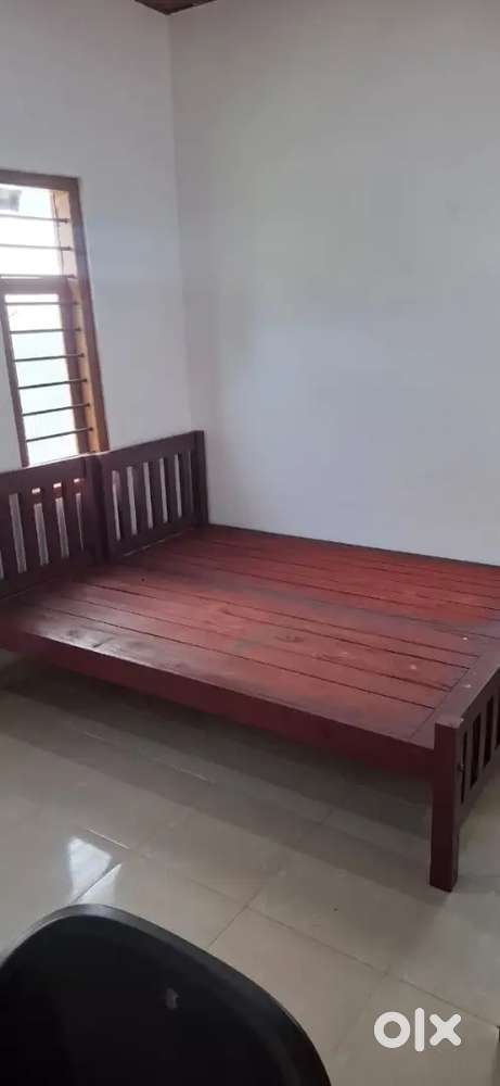 (2 gents) New semi furnished 1rk for rent near Adivaram Aluva