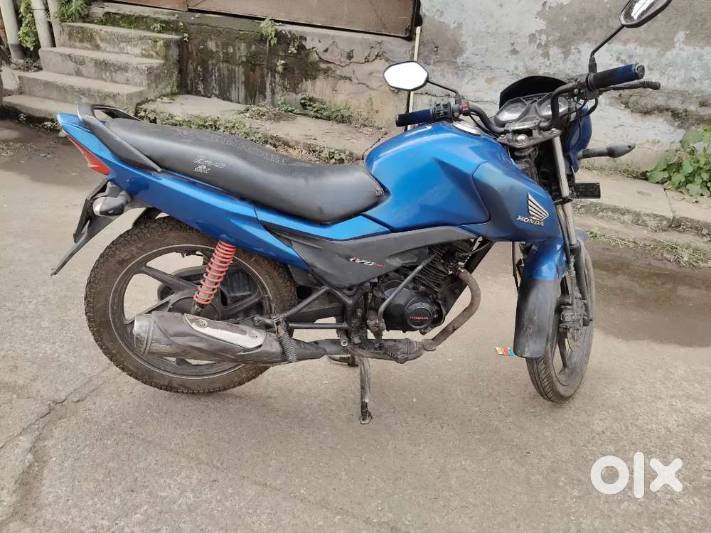 Honda livo 2015/ December