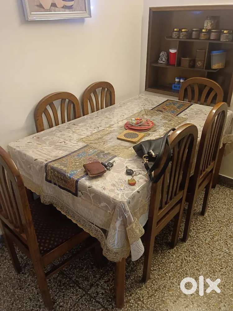 Dining Table for sale