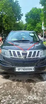 Mahindra XUV500 2015 Diesel 90000 Km Driven
