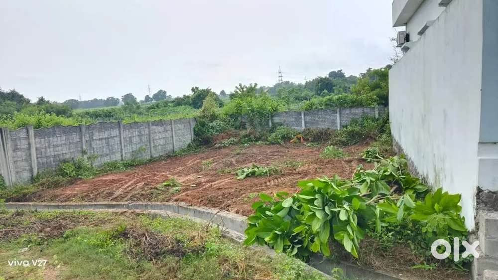 180 sqrds,  price 5500 for sqrds in mulakalla